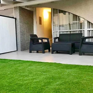 https://eilat-family-apartment-garden-free-parking.eilathotels.net