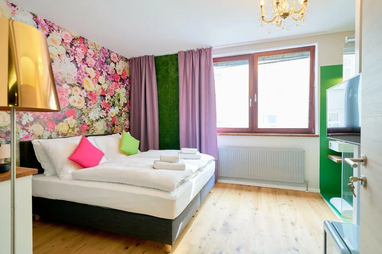 Leuhusen Center Apartments Вена